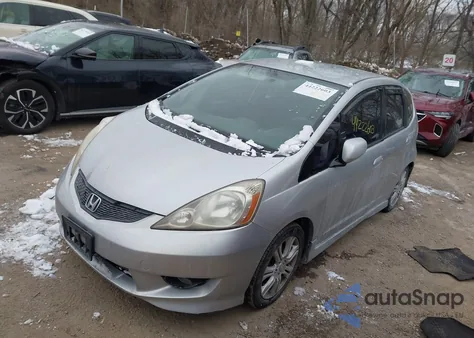 2011 Honda Fit Sport z USA, uszkodzony, nr VIN JHMGE8H55BC000901
